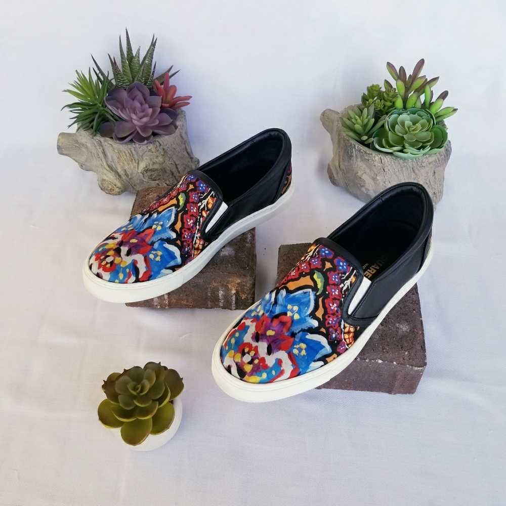 EUC DSQUARED2 Multi Floral/Black Sneakers Size 37